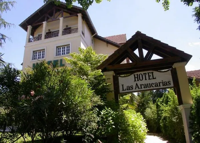 Las Araucarias
